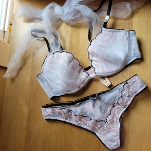 VS bridal lingerie set